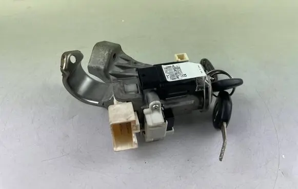 Subaru Impreza IV Ignition lock 88216FJ000