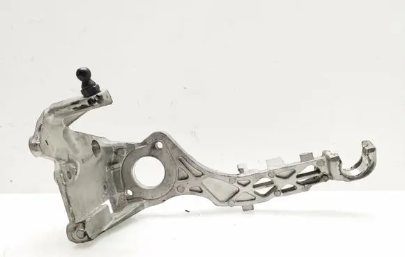 Mercedes-Benz C W205 Air filter cleaner box bracket assembly A6510940427