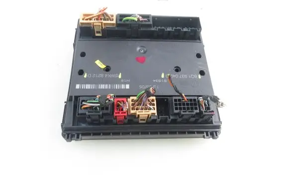 Volkswagen Polo IV 9N3 Central body control module 5WK48212D 6Q1937049D