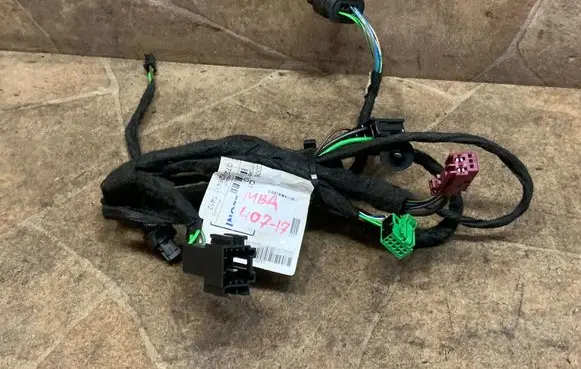 Mercedes-Benz B W246 W242 Front door wiring loom A2465402005