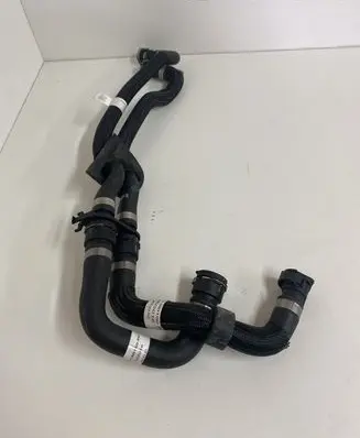 Land Rover Discovery Sport Engine coolant pipe/hose K8D218C266BA K8D28B160BA