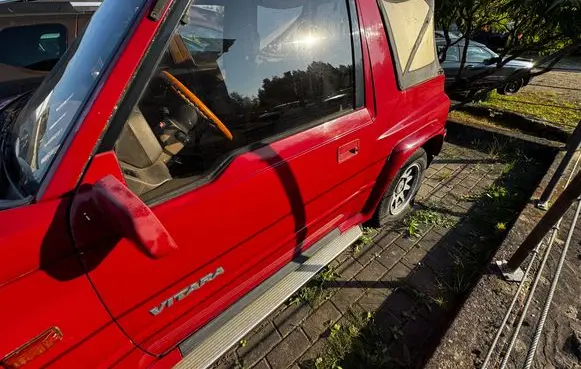 Suzuki Vitara (ET/TA) Door (2 Door Coupe) 