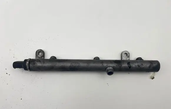Mercedes-Benz E W212 Fuel main line pipe A0061537828 A6420703095001 A6420703095