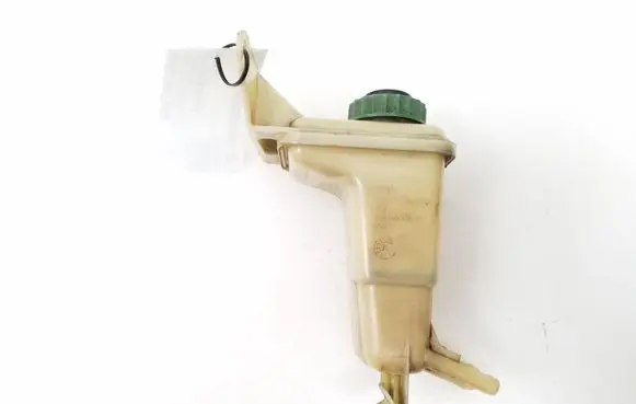 Audi A6 S6 C5 4B Power steering fluid tank/reservoir 8D0422373C