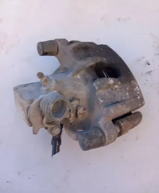 Ford C-MAX I Rear brake caliper