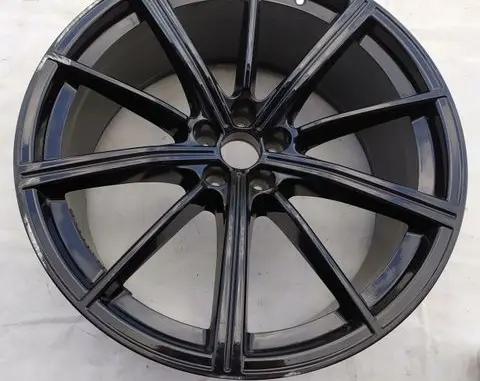 Audi Q8 R18 alloy rim 4M8601025AM