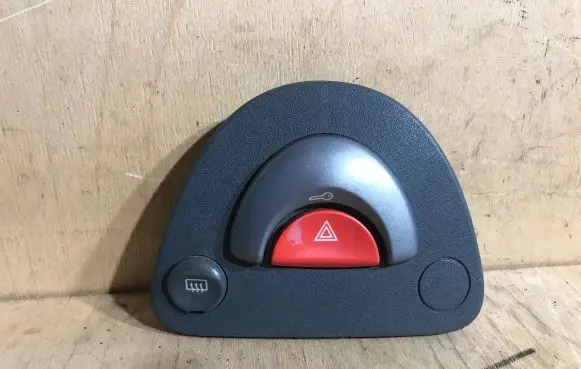 Smart ForTwo I Hazard light switch MCCV012 MC0V013
