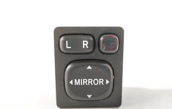 Toyota RAV 4 (XA30) Wing mirror switch 84870-28020