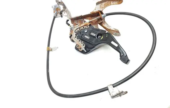 Handbrake/parking brake lever assembly