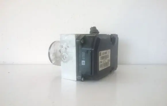 Opel Insignia A ABS Pump 13316697 14177461110 16817008
