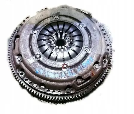 Skoda Fabia Mk3 (NJ) Clutch set kit 04C141025D