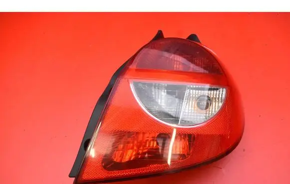 Renault Clio III Rear/tail lights 89035080