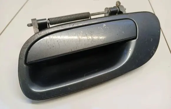 Volvo V70 Front door exterior handle