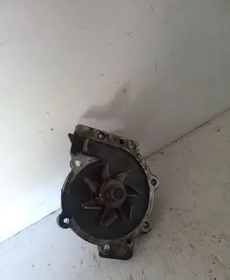 Volvo V70 Water pump 22231195