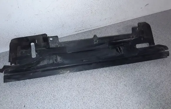 BMW 3 E46 Radiator trim 51718211467 8211467