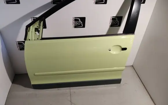 Volkswagen Cross Polo Front door 6Q4831311 6Q0831607E LL6J