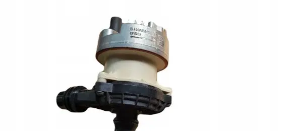Mercedes-Benz S W223 Water pump