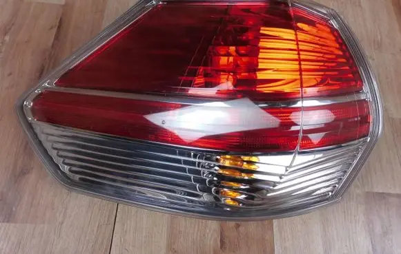 Nissan X-Trail T32 Rear/tail lights