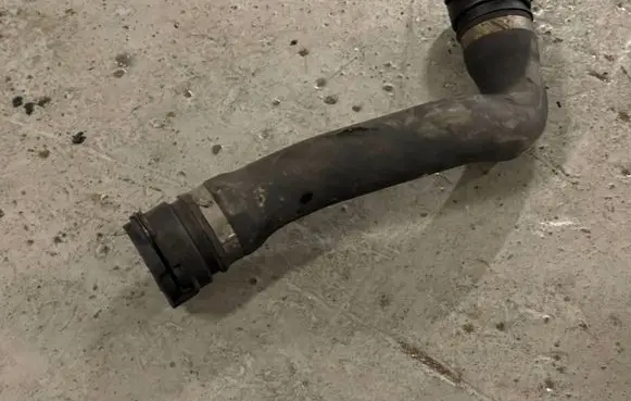 BMW X5 E53 Engine coolant pipe/hose 7788266