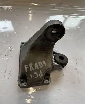 Audi 80 90 S2 B4 Gearbox mounting bracket 853399114
