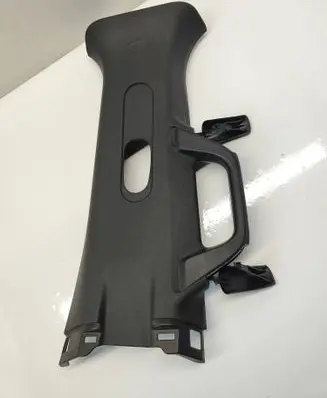 Dodge RAM (B) pillar trim (top) 68312900AB 61868W 5110116