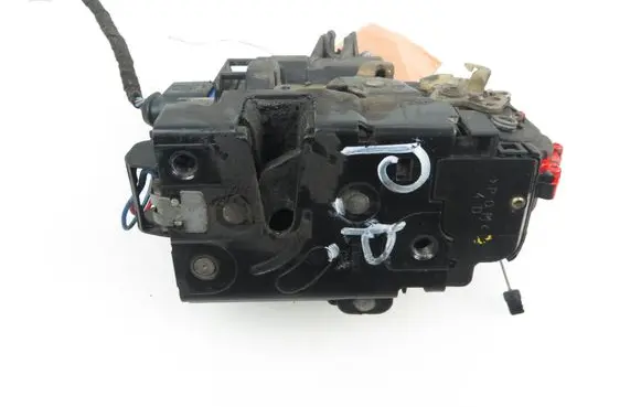Skoda Fabia Mk1 (6Y) Front door lock 