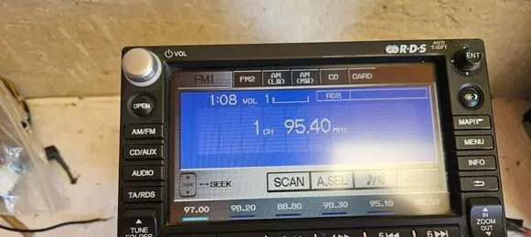 Honda CR-V Radio/CD/DVD/GPS head unit 39541SWAE010M1 BB717PO