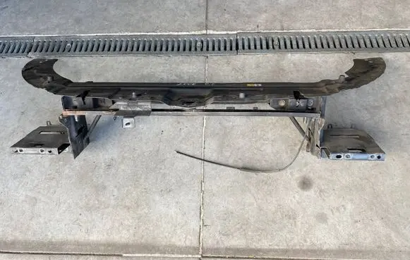Land Rover Range Rover Evoque L538 Radiator support slam panel