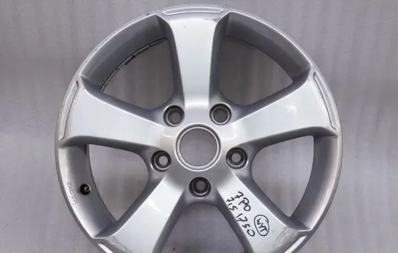 Volkswagen Touareg III R17 alloy rim 