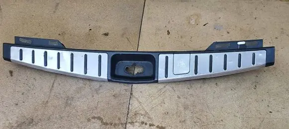 Nissan Murano Z50 Trunk/boot sill cover protection 84992CA000