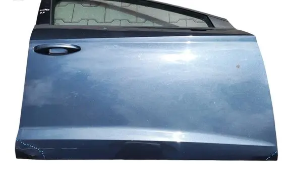 Seat Leon (5F) Front door window glass four-door