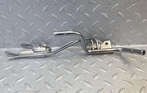 Breather/breather pipe/hose