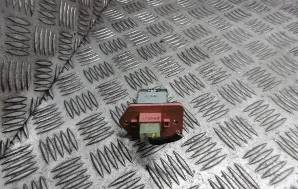 Chevrolet Lacetti Heater blower fan relay 