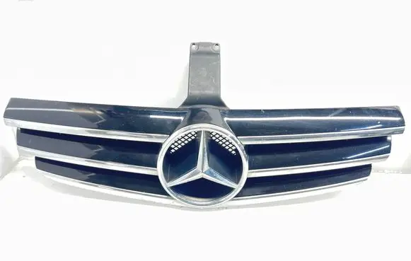 Mercedes-Benz CLK A209 C209 Front grill A2098800123