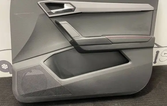 Seat Ibiza V (KJ) Front door card panel trim