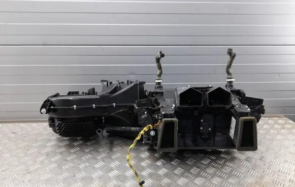 Porsche Panamera (970) Interior heater climate box assembly 97057301104