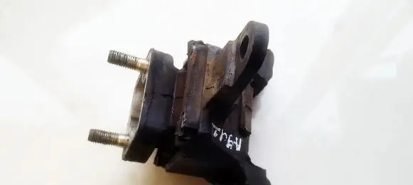 Ford Mondeo MK I Engine mount bracket 93BB6P072AF W-097-A