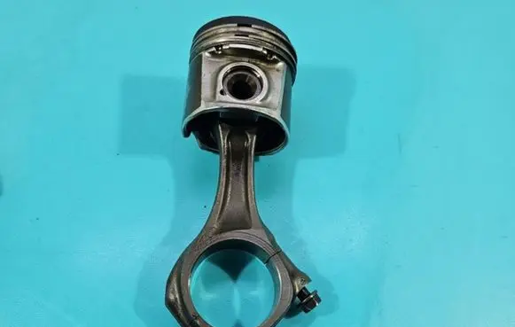 Iveco Daily 4th gen Piston IMPRK1424425