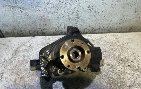 Fiat Fiorino Front wheel hub
