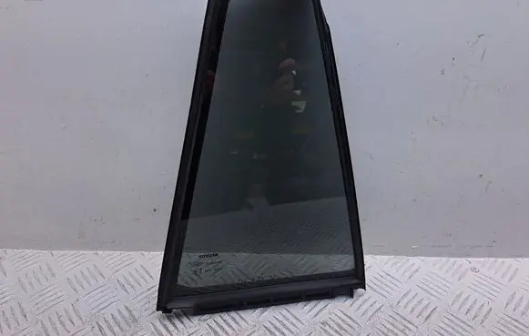 Toyota Verso Rear vent window glass 681230F020 681880F010