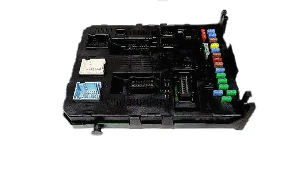 Citroen C4 I Fuse module 9660105980