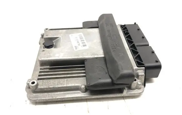 Audi A4 S4 B8 8K Engine control unit/module 04L906021CA 31501088