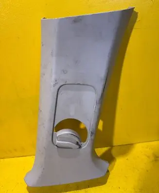Peugeot 308 (B) pillar trim (top) 9656760780