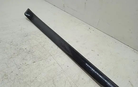 Audi A4 S4 B6 8E 8H Dashboard glove box trim 8E0867410