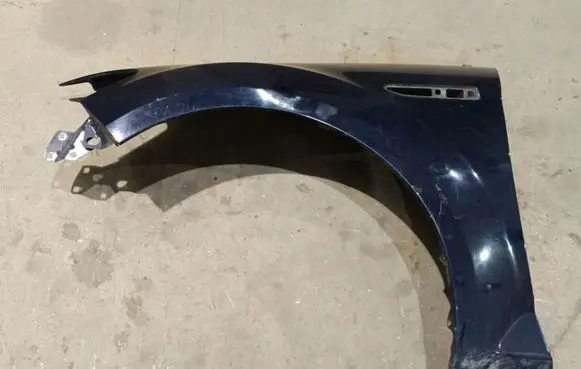 Ford Mondeo MK IV Fender 