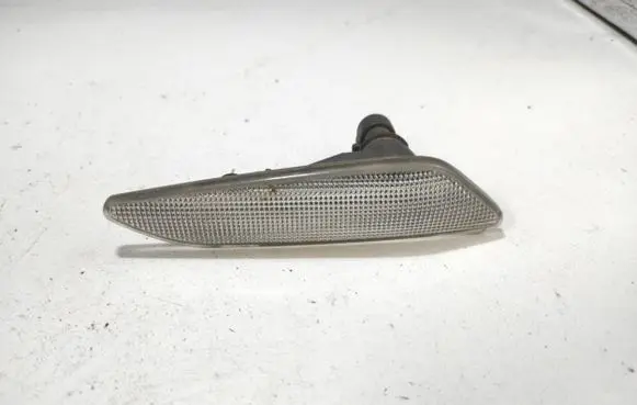 Alfa Romeo 156 Front fender indicator light 02131958