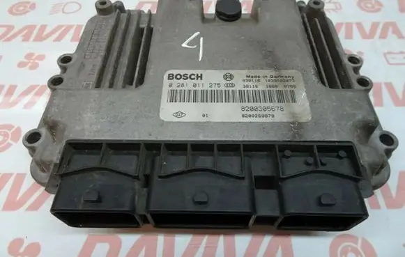Renault Megane II Engine control unit/module 8200305678 0281011275