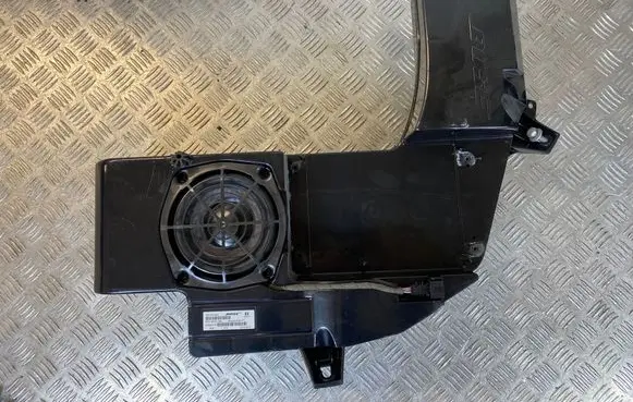 Seat Exeo (3R) Subwoofer speaker 3R0035382A 280351003 008321
