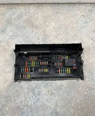 BMW 5 F10 F11 Fuse module 9234421 217033442
