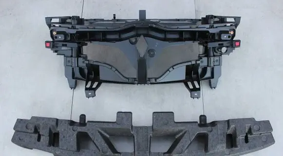 Renault Twingo III Front bumper upper radiator grill 620369615R 620900954R